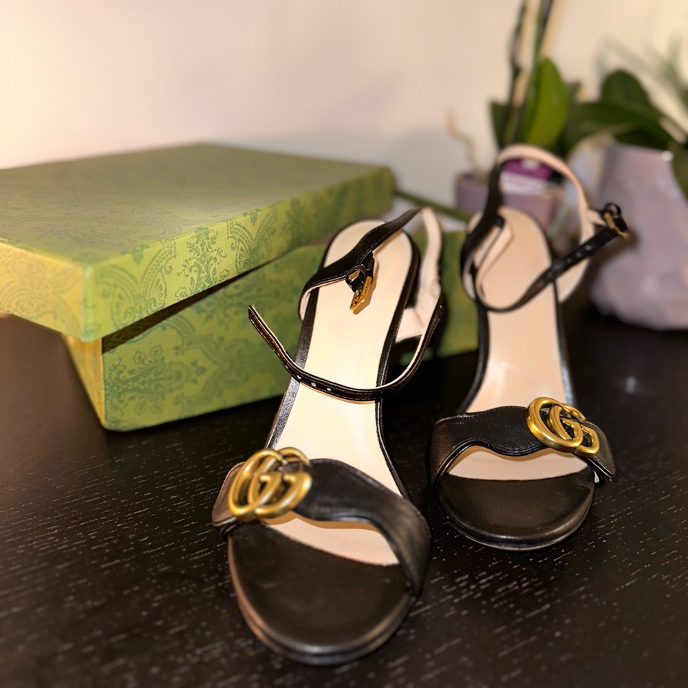 Gucci Heels - never used - size 38